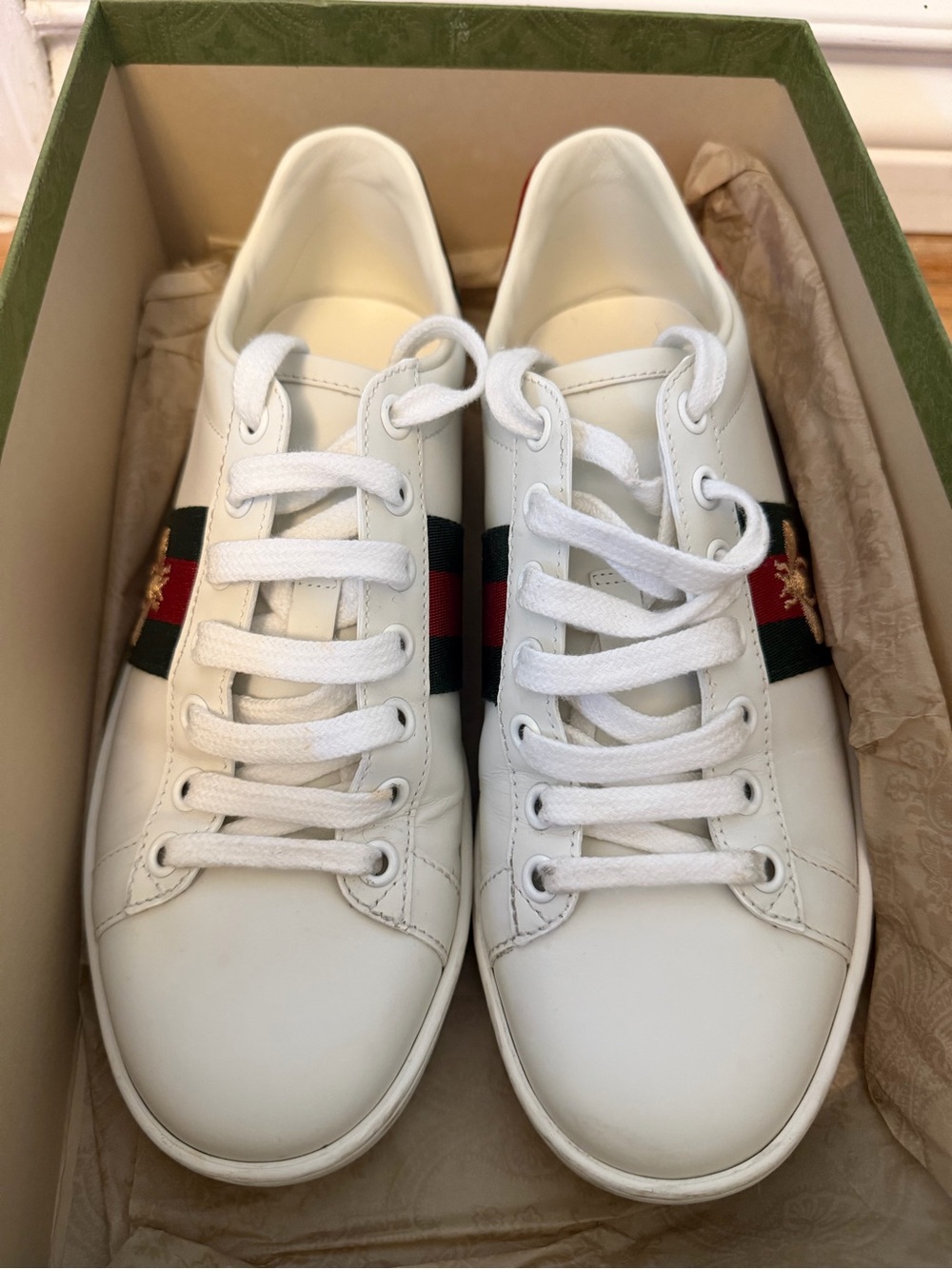 Gucci women bee sneakers